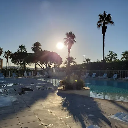 Cap Hermes 107 Magnifique Vue Port 3 Pers *