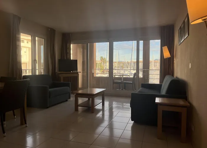 Cap Hermes 107 Magnifique Vue Port 3 Pers * Fréjus